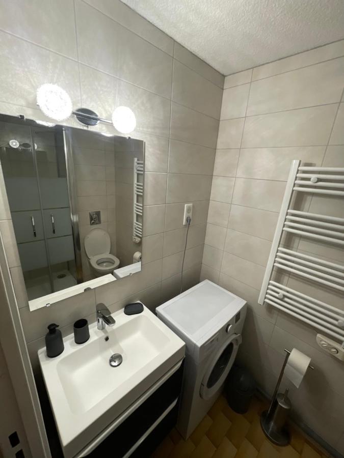 Studio Cabine Clim Wifi Parking Draps - 1 Etoile - Self Check-In Possible Ла Гранде-Моте Екстериор снимка